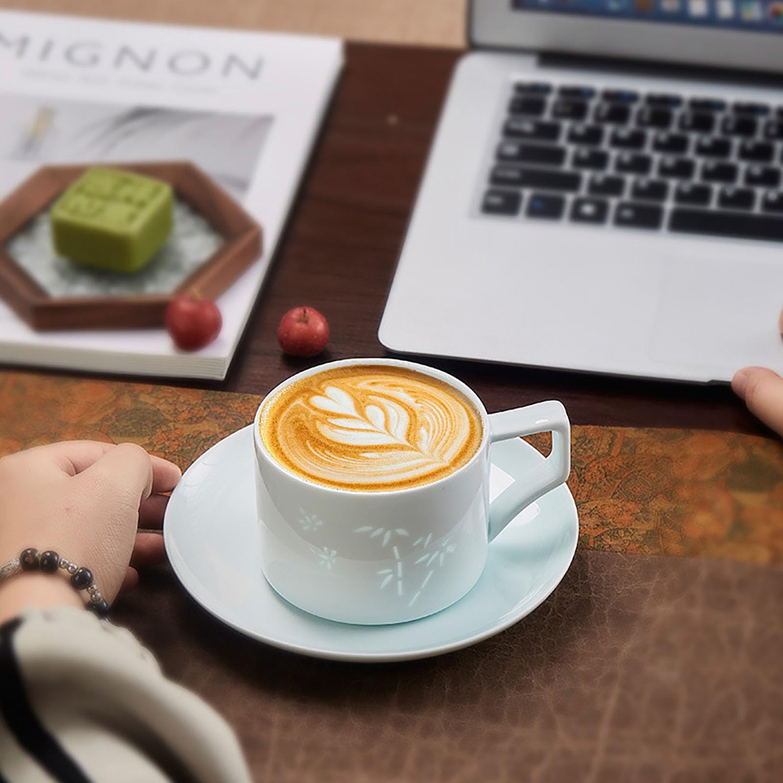 Tasse À Café En Porcelaine,280 Ml Kaffeetassen Set Porzellan Kaffeeservice Kaffeebecher Set Cappuccino Tassen Mit Unterteller Kaffeetassen Mit Untertassen Kaffeebecher Aus Steingut(A)