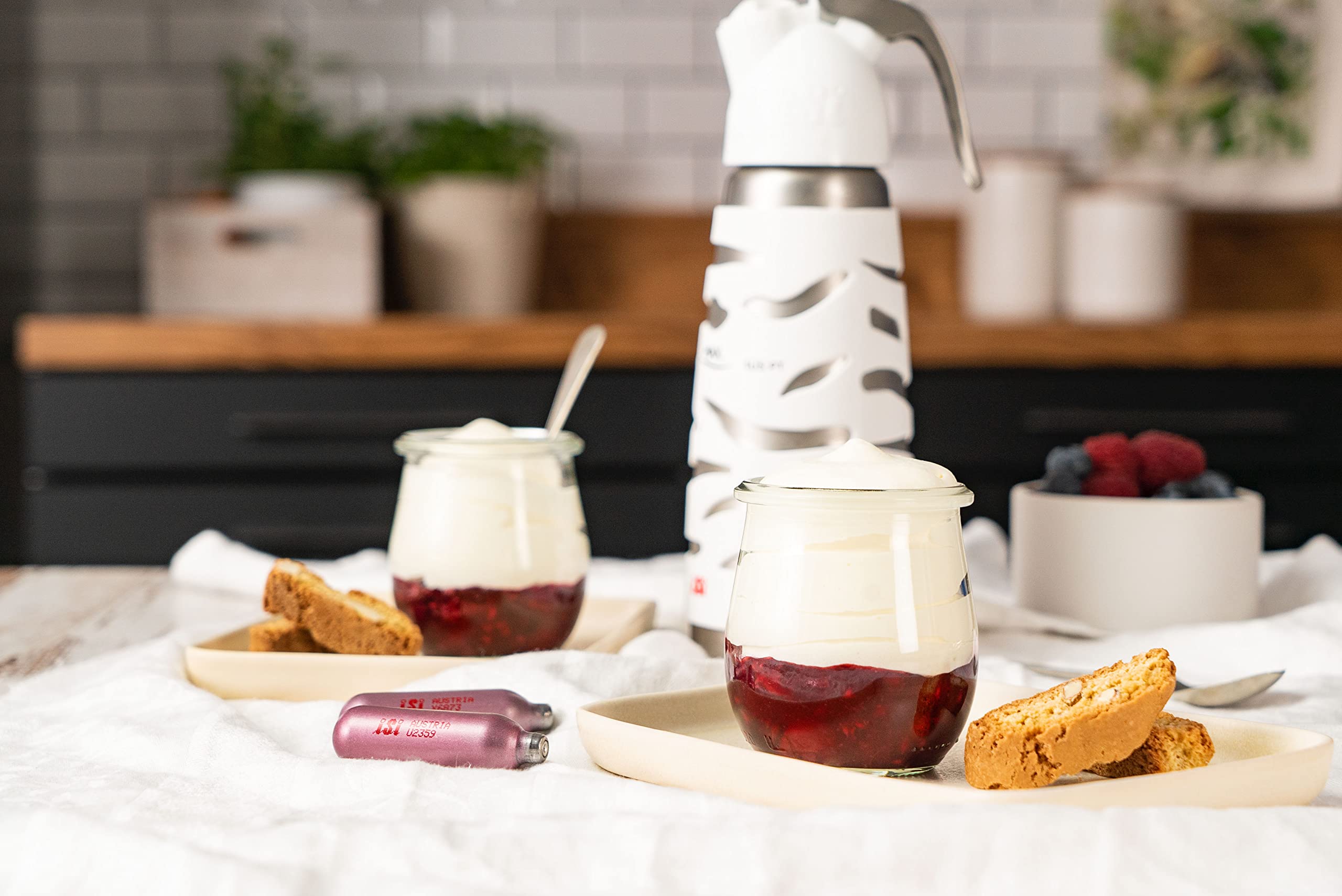 Dessert Whip Plus zwart 0.25 Ltr iSi 138010
