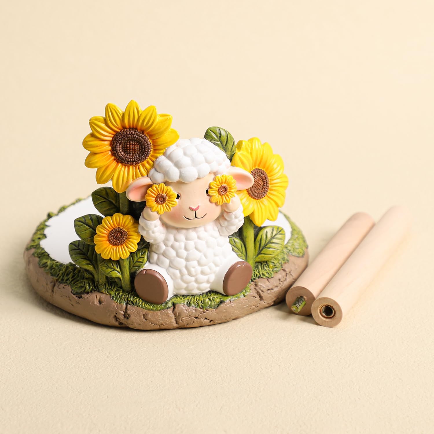 WAIT FLY Sheep and Sunflower Paper Towel Holder Stand Resin Tissue Stand Roll Holder for Kitchen Countertop Restaurant Cafe