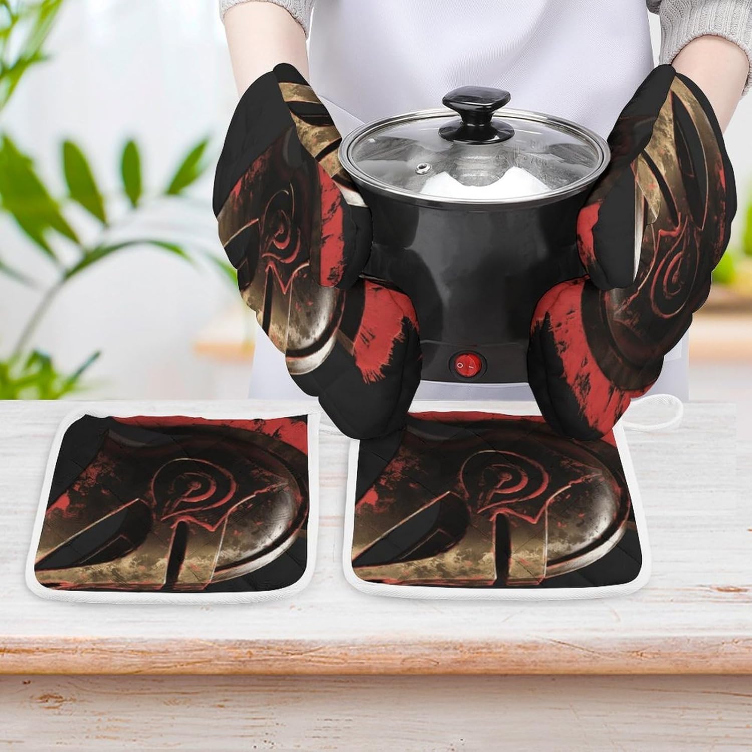 4-Piece Oven Mitts and Pot Holders Set Spartan Warrior Helmet Printed Heat-Resistant Polyester Kitchen Gloves and Potholders Comfortable & Durable for Cooking Baking and Grilling