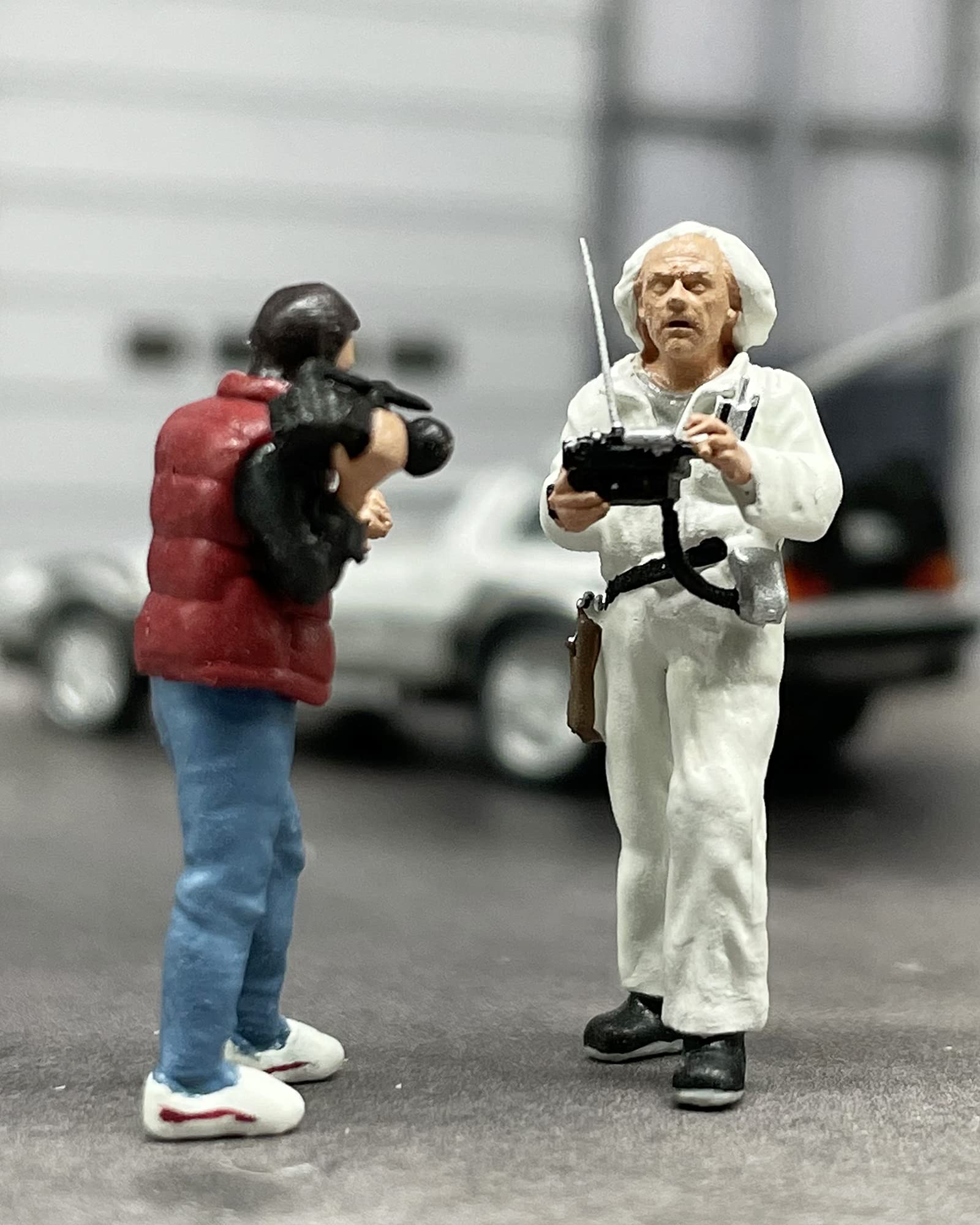 Amazon | クラシック 1/64 スケール モデル バック・トゥ・ザ