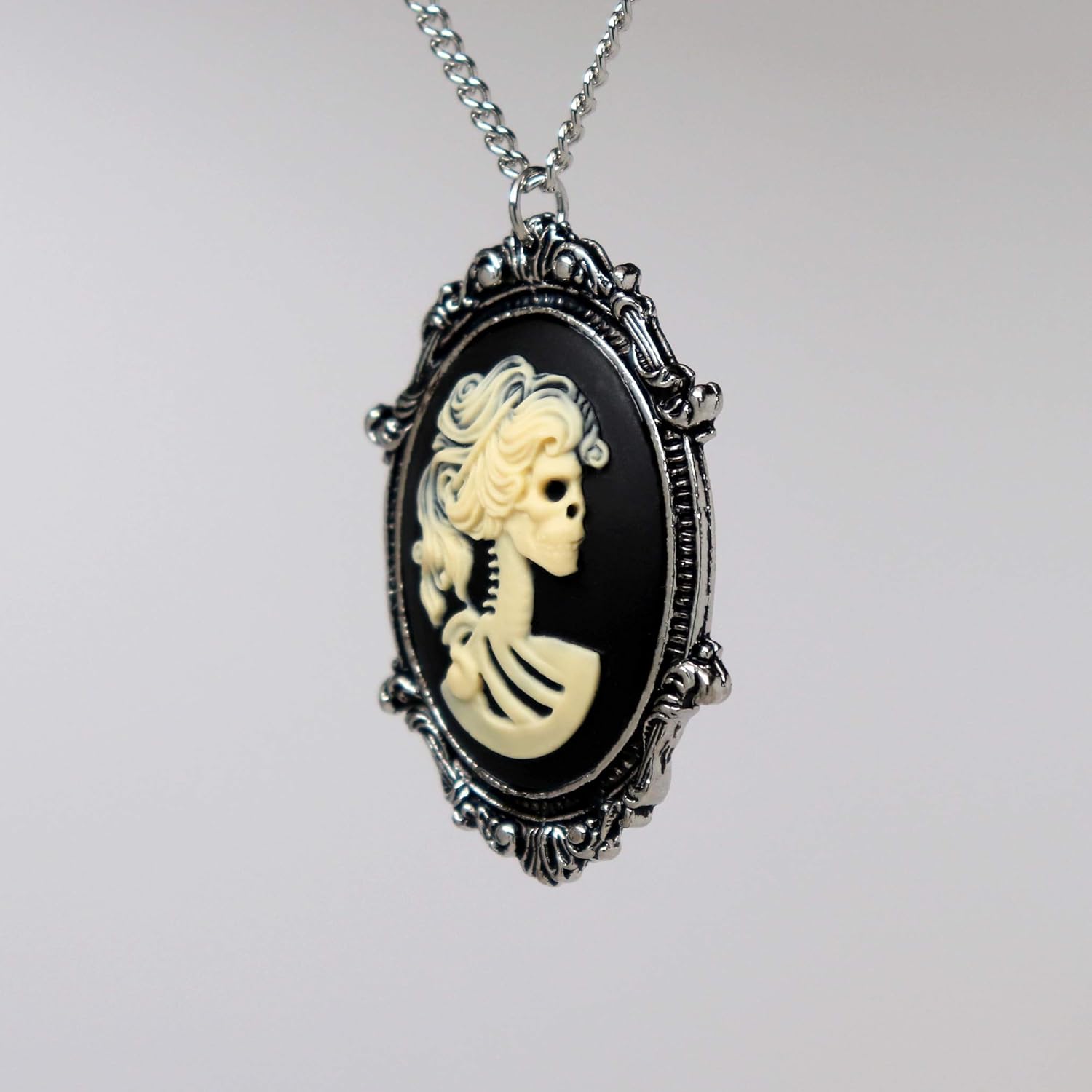 Real Metal Gothic Lolita Skull Cameo in Pewter Frame Pendant Necklace - Image 6