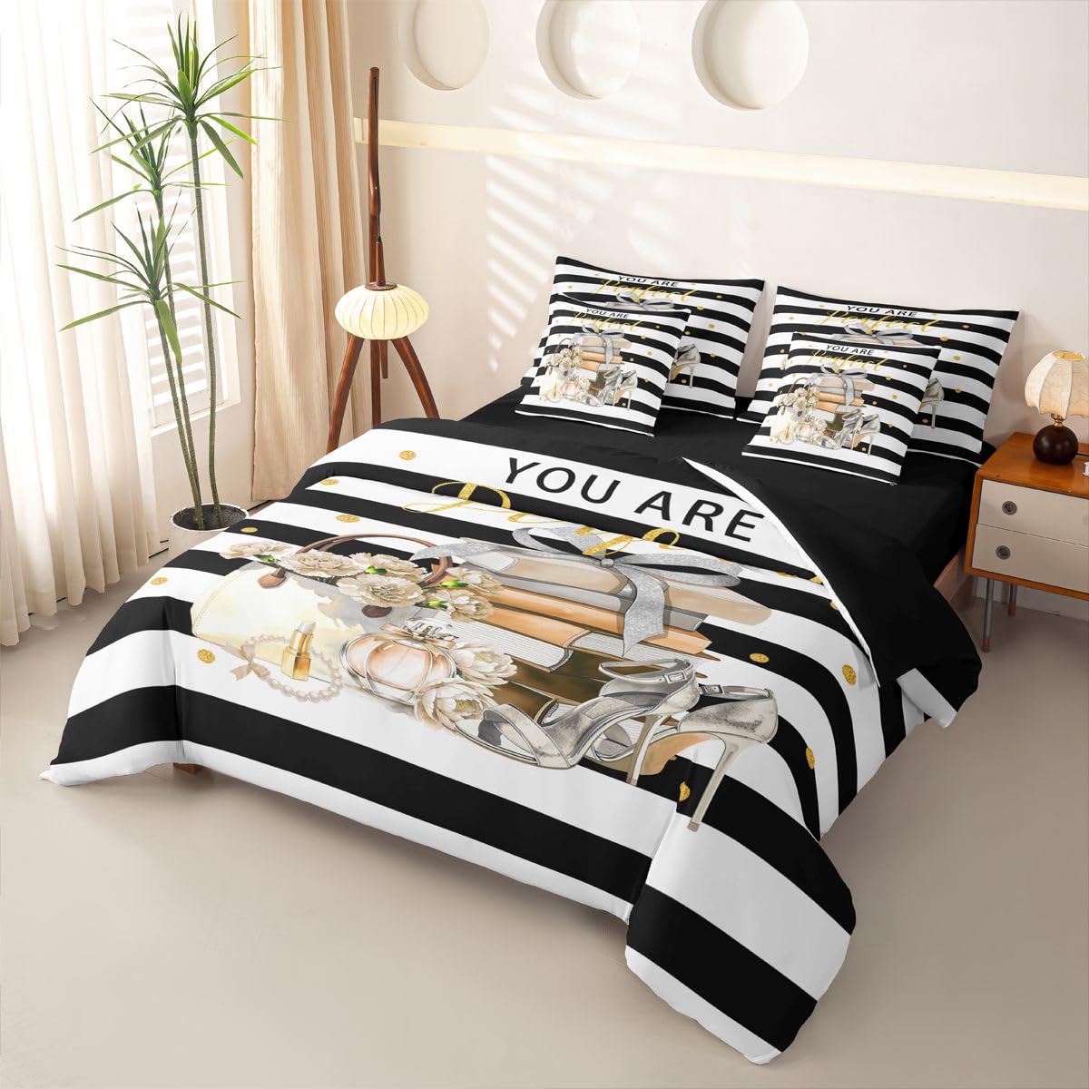 Loussiesd Juego de funda de edredón tamaño King con sábanas para niños y niñas, blanco, negro y dorado, juego de ropa de cama de 7 piezas, ropa de cama perfumada en una bolsa, zapatos de tacón alto