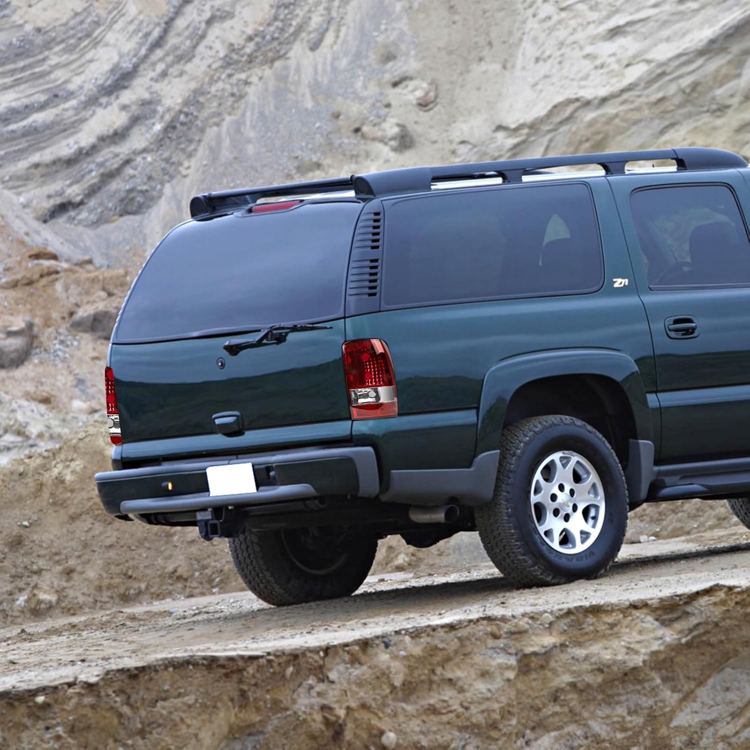 Tail Light Compatible with 2000 2001 2002 2003 2004 2005 2006 Chevy Tahoe GMC Yukon XL Suburban 1500 2500 Rear Lamp Brake Taillights Replacement for GM2819199 GM2801170 Red Housing W/O Bulbs &Harness