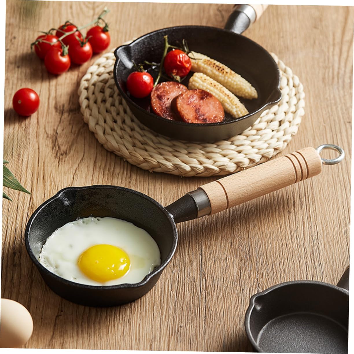 SUPVOX Mini Cast Iron Skillet with Wooden Handle, Black Small Pot