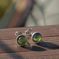 Vista 2 de Green Peridot Sterling Silver Studs Earrings for Her