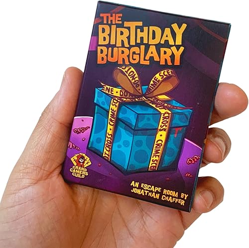 The Birthday Burglary Vacaciones Hijinks un juego de estrategia fácil para familias, niños y adultos. Mini salas de escape para cumpleaños,