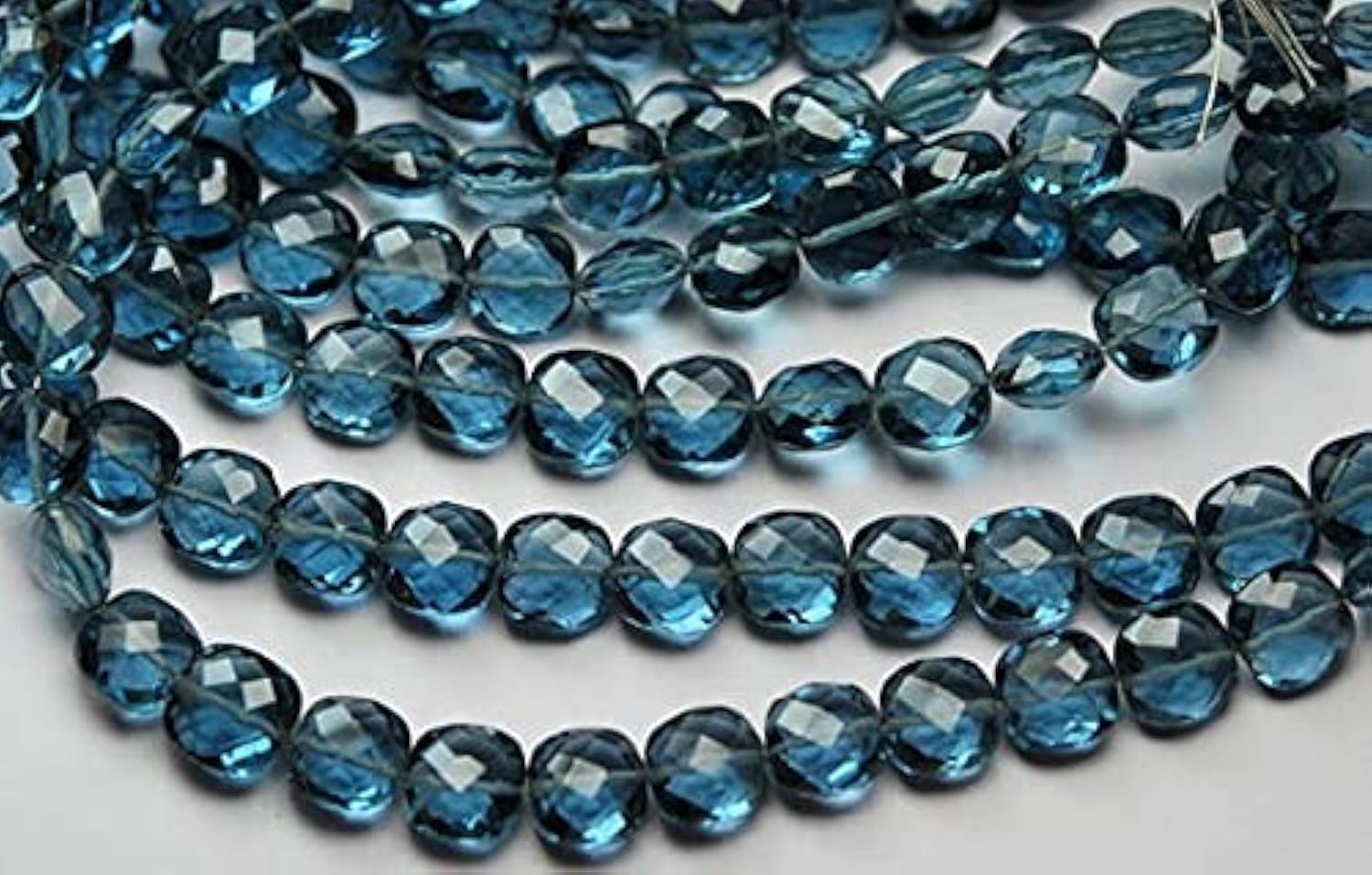 Quartz bleu de Londres briolettes coussin facettées 8mm de qualité gemme pour joaillerie