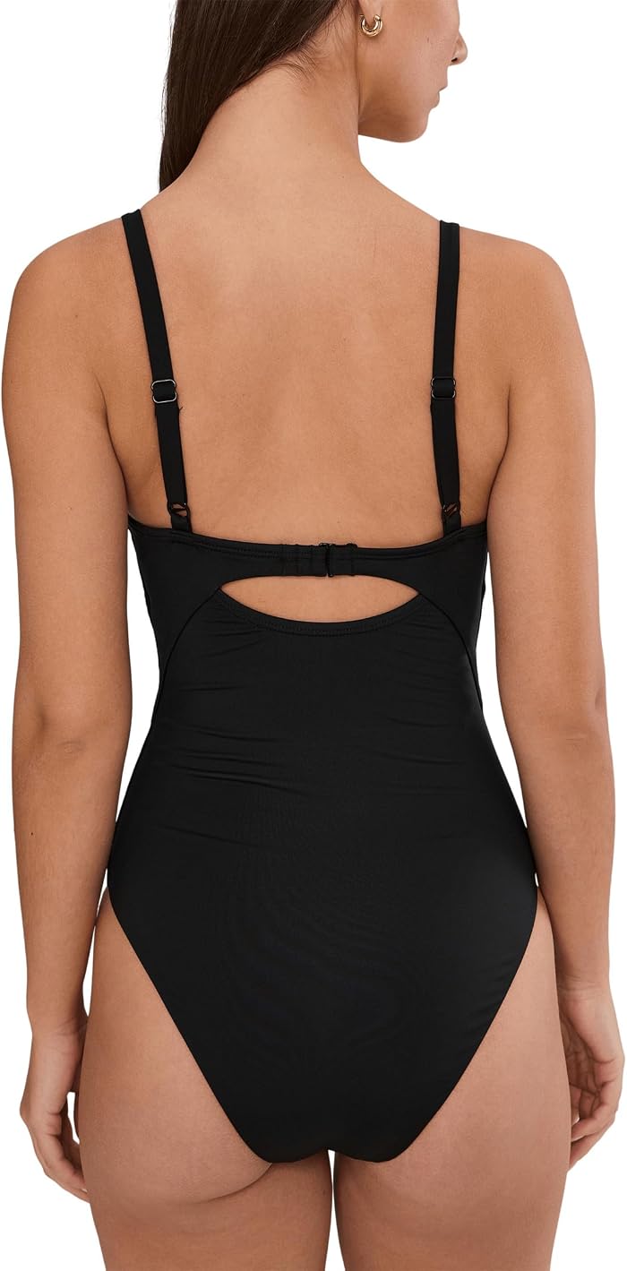 Женский слитный купальник Nike Effortless Essential V-Neck, цвет: Чёрный — фото 3