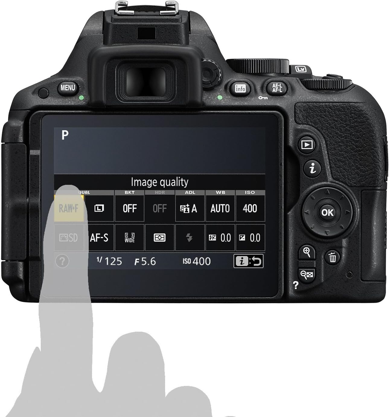 Nikon D5500 + Nikkor 18-105 VR Fotocamera Reflex Digitale, 24,2 Megapixel, LCD Touchscreen Regolabile, Wi-Fi Incorporato, Nero [Versione EU]