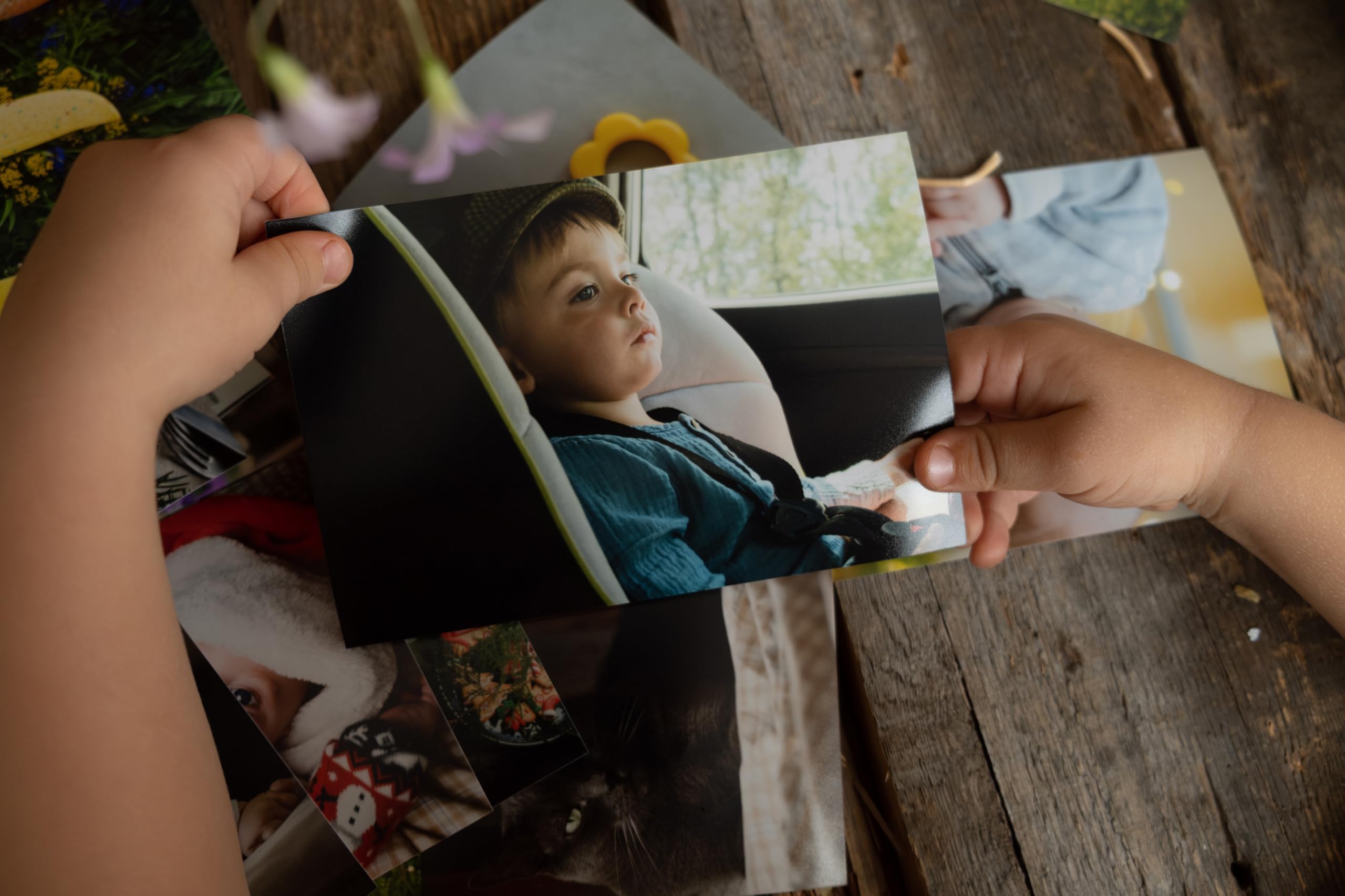 Stampa Foto Online 50-800pz da WHATSAPP o WeTransfer - Carta Fotografica Fujifilm 10x15 o 12x16 cm - Stampa le tue foto da Cellulare o da PC (500 Foto 10x15 cm)