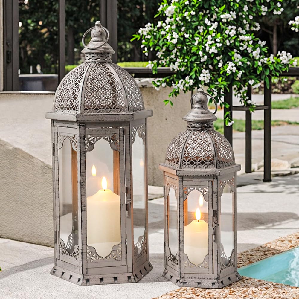 JHY DESIGN 2er-Set Dekorative Kerzenlaternen 50&38 cm hoch Kerzenhalter Vintage-Kerzenständer aus Metall für Garten Veranda Wohnzimmer Innen Außenbereich Partys Hochzeiten Terrasse (Grau)