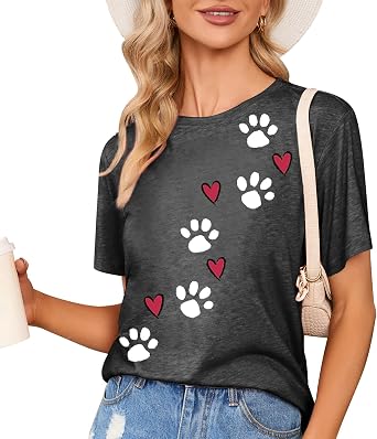 Dog Paw Love Heart Print T-Shirt for Women Short Sleeve Dog Mom Graphic Tees Tops