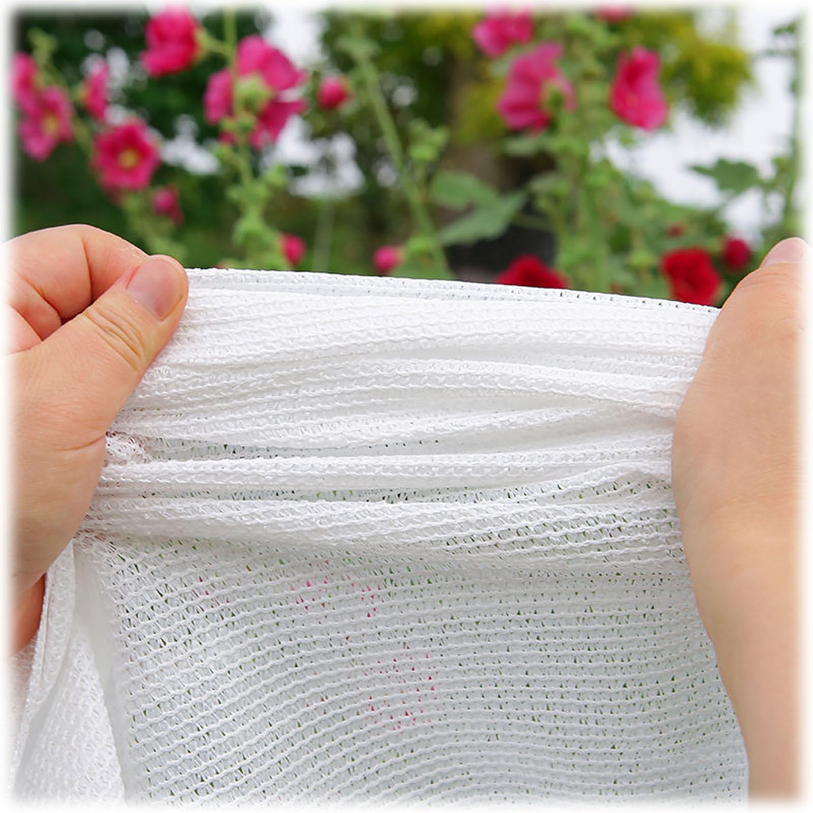 Toile d'ombrage 90% pour serre blanche protégeant les plantes du soleil