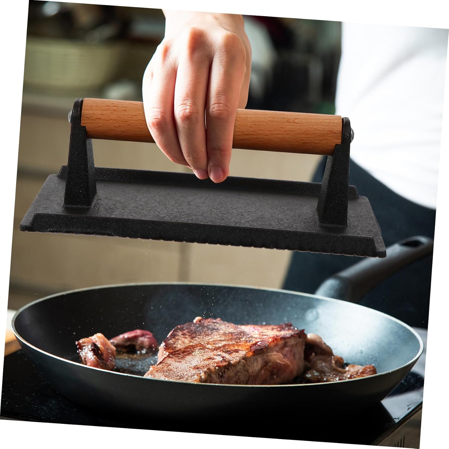 ibasenice 1pc Heavy-Duty Cast Steak Press Ergonomic Handle for Grilling BBQ and Cooking for Bacon Burgers and Sandwiches