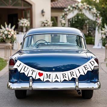 Just Married Car Decorations, Wedding Decor Set for Cars, 5 Pcs Car Decor Set Includes Banner, Sunglasses, Bride and Groom Rubber Ducks for Wedding Parties and Photo Props