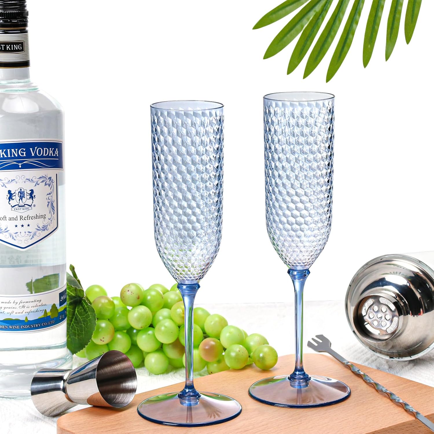 XUWAIDSGN 24 Pack Blue Detachable 2 piece Champagne Flutes 5.5 Oz Unbreakable Plastic Mimosa Disposable Champagne Glasses Drinking Cups Stemmed Reusable Wine Toasting Glasses for Wedding - Image 4