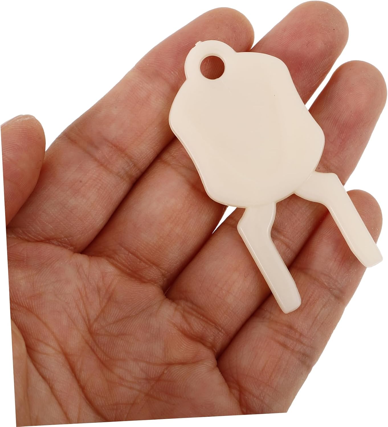 2pcs Towel Holder Key Paper Towel Dispenser Key Tissue Paper Dispenser Secure Dependable Easy Cleaning Material