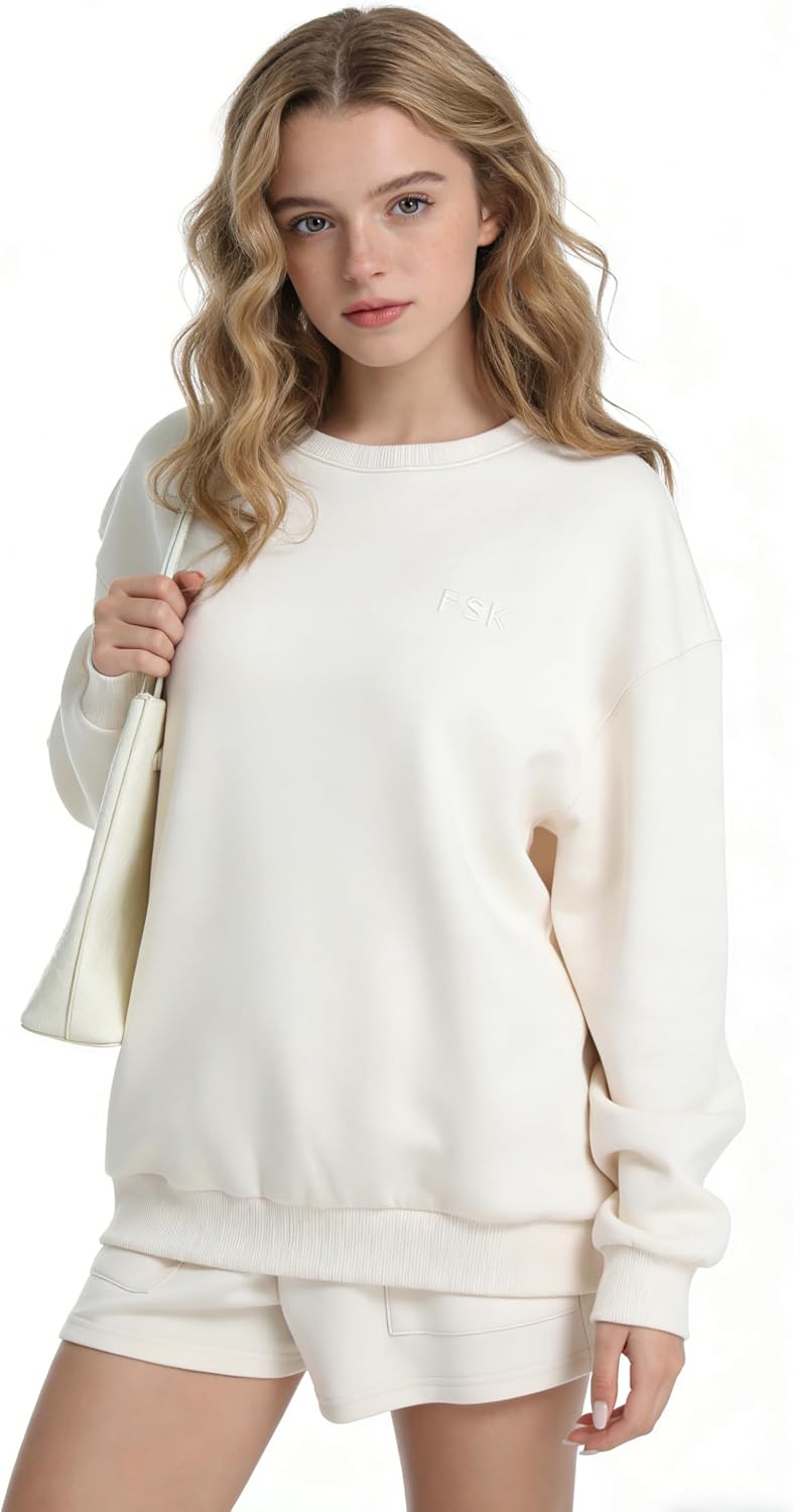 Women’s Two-Piece Fall Set Long Sleeve Sweatshirt Shorts Casual Outfit 2025 oversized sweatsuit