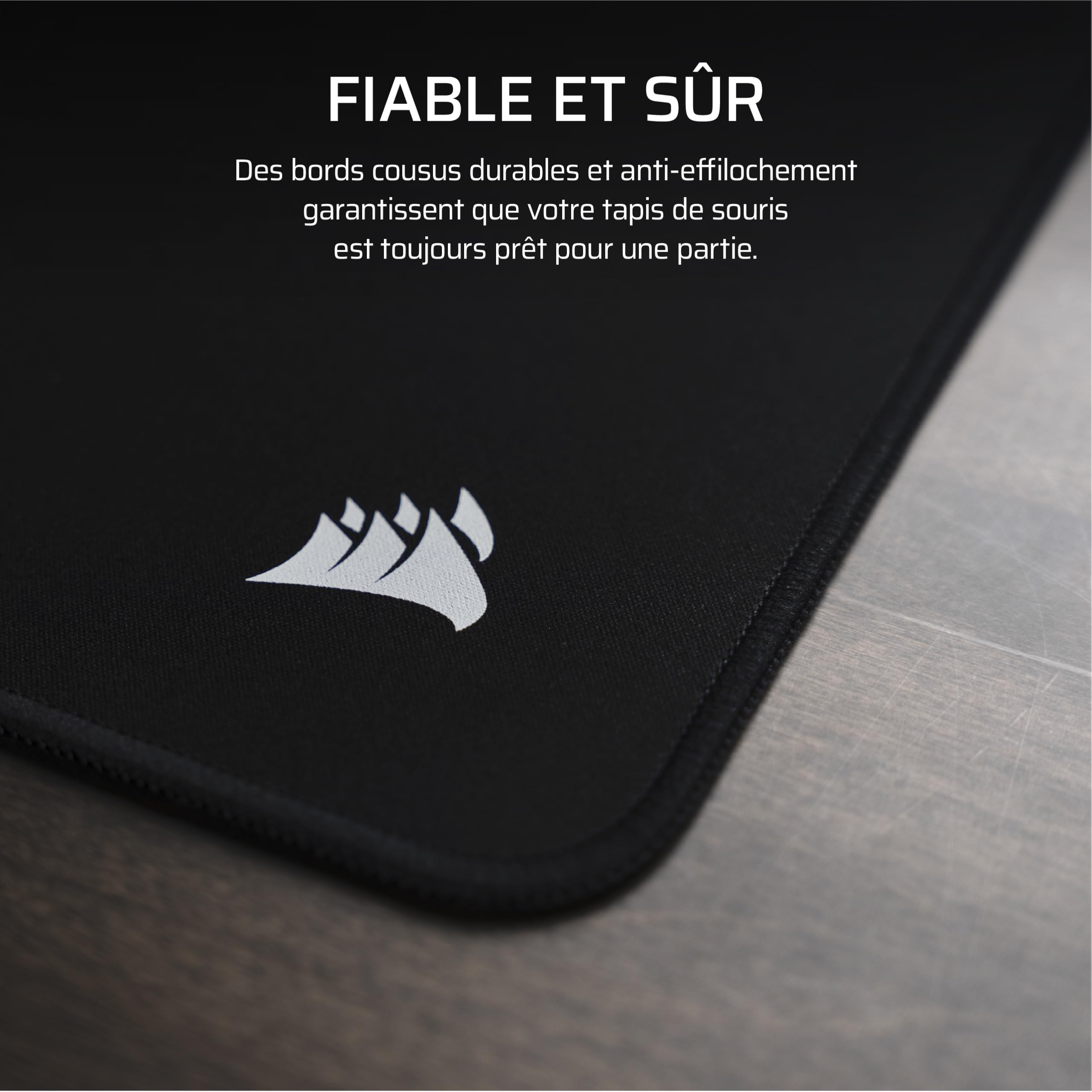Corsair MM Tapis de Souris Gaming en Tissu Anti-Effilochement – XXXL – Noir | XXXL (1220 x 590mm) – Surface Micro-Tissée, Bords Cousus Anti-Effilochement, Base en Caoutchouc Naturel