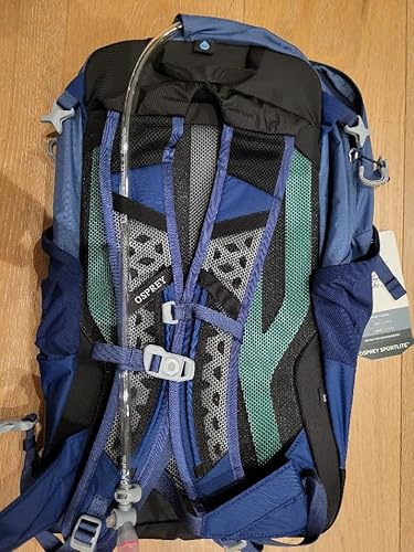 Great daypack, extremely well made, with drinking bladder - Highly recommend