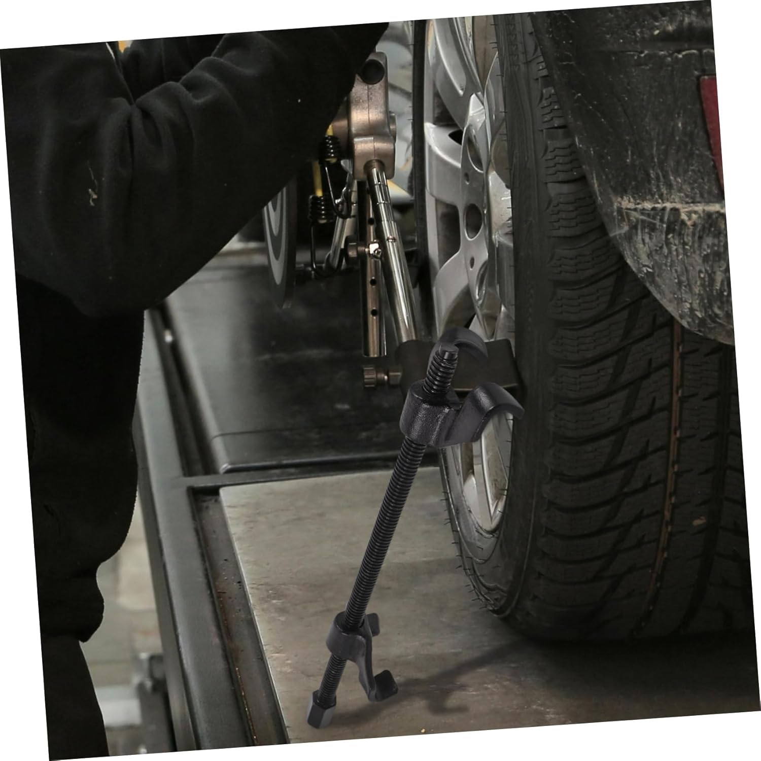 Cabilock 2pcs Coil Spring Compressor Tool Automotive Suspension Tool for Easy Removal Installation of Shock Absorbers Versatile Compatibility Various Models