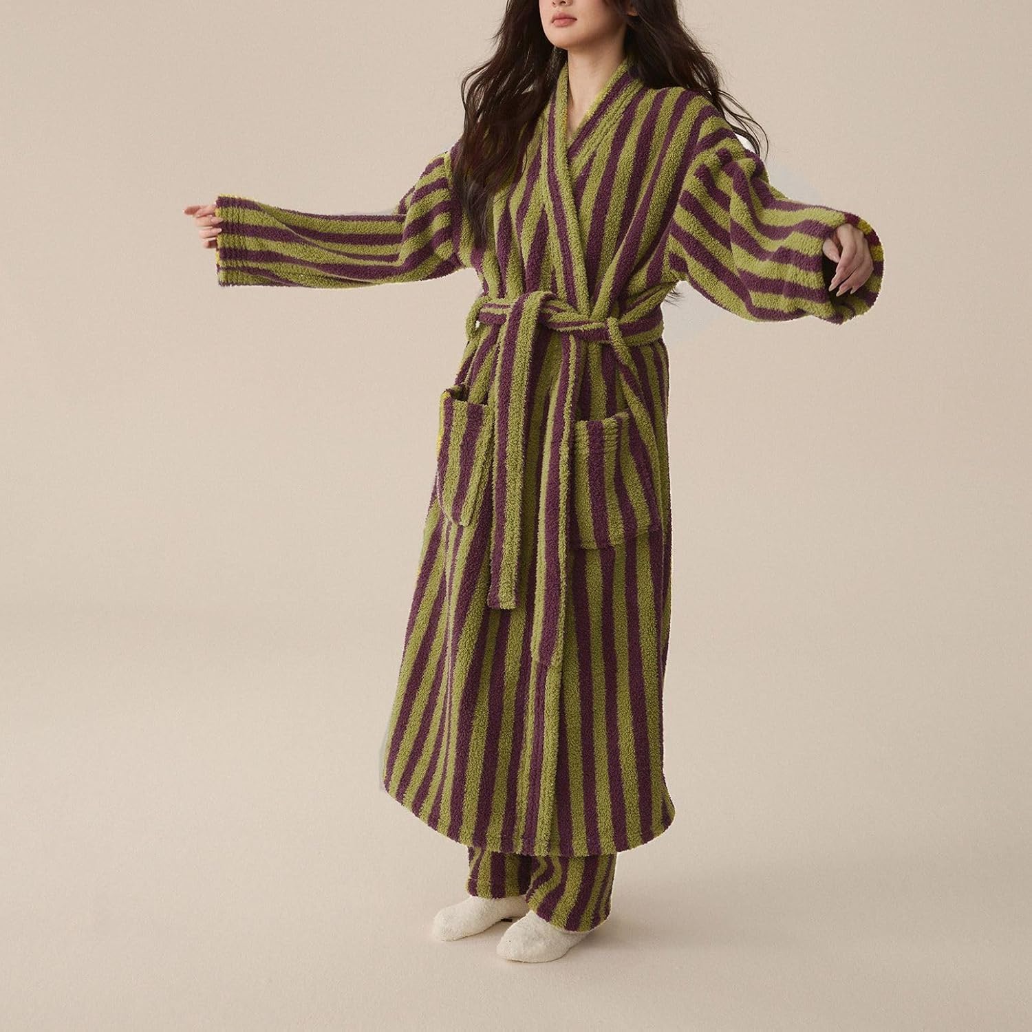 Women's Long Robe Fuzzy Fleece Striped Winter Thick Fluffy Pockets Long Sleeve Plush Kimono Oversized Cozy Warm Belted Hot Tub Bath SPA V Neck Maxi Bathrobe Purple Large