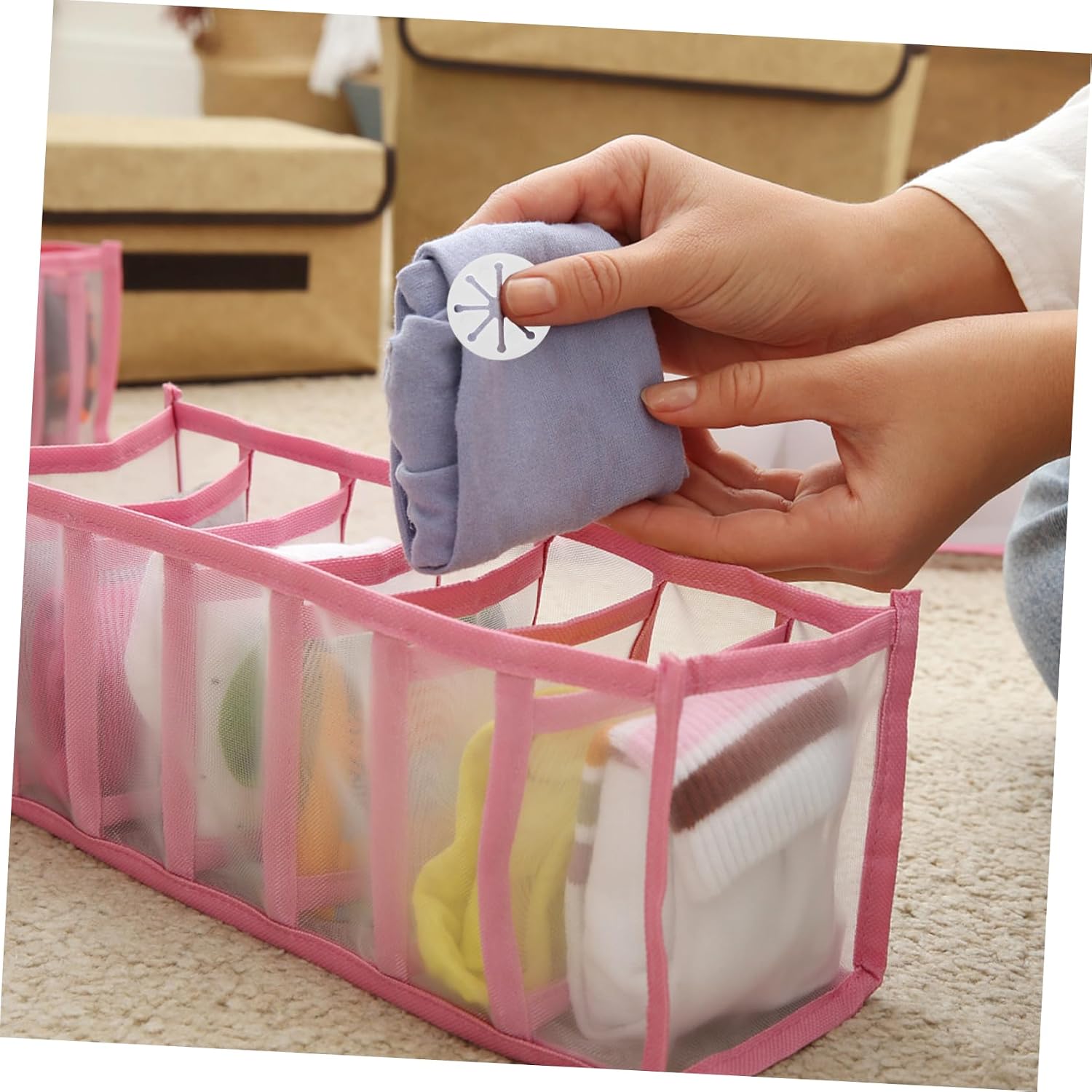 28Pcs Sock Ring Organizer Clips Plastic Sock Holders for Laundry Sorting Sock Clip Locks to Keep Socks Together for Family Use