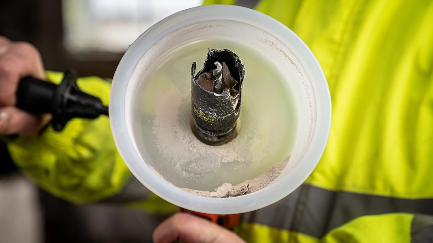 Starrett Flexible Debris Collector for Hole Saw Dust and Debris - Ideal for Professionals and Home Improvement - DB2