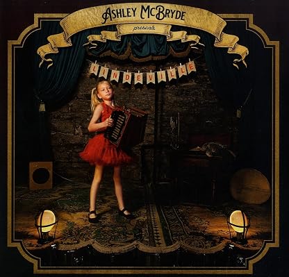 Ashley McBryde Presents: Lindeville por Ashley McBryde, capa do álbum