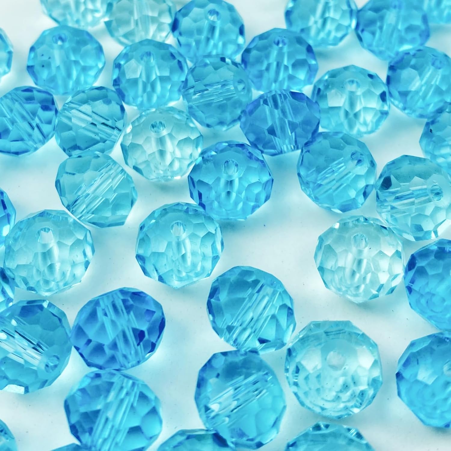 400pcs Crystal Glass Beads 4mm Faceted Rondelle Glass Spacer Beads with Hole for Bracelets Necklace Earring DIY Jewelry Making Craft(Light Lake Blue)