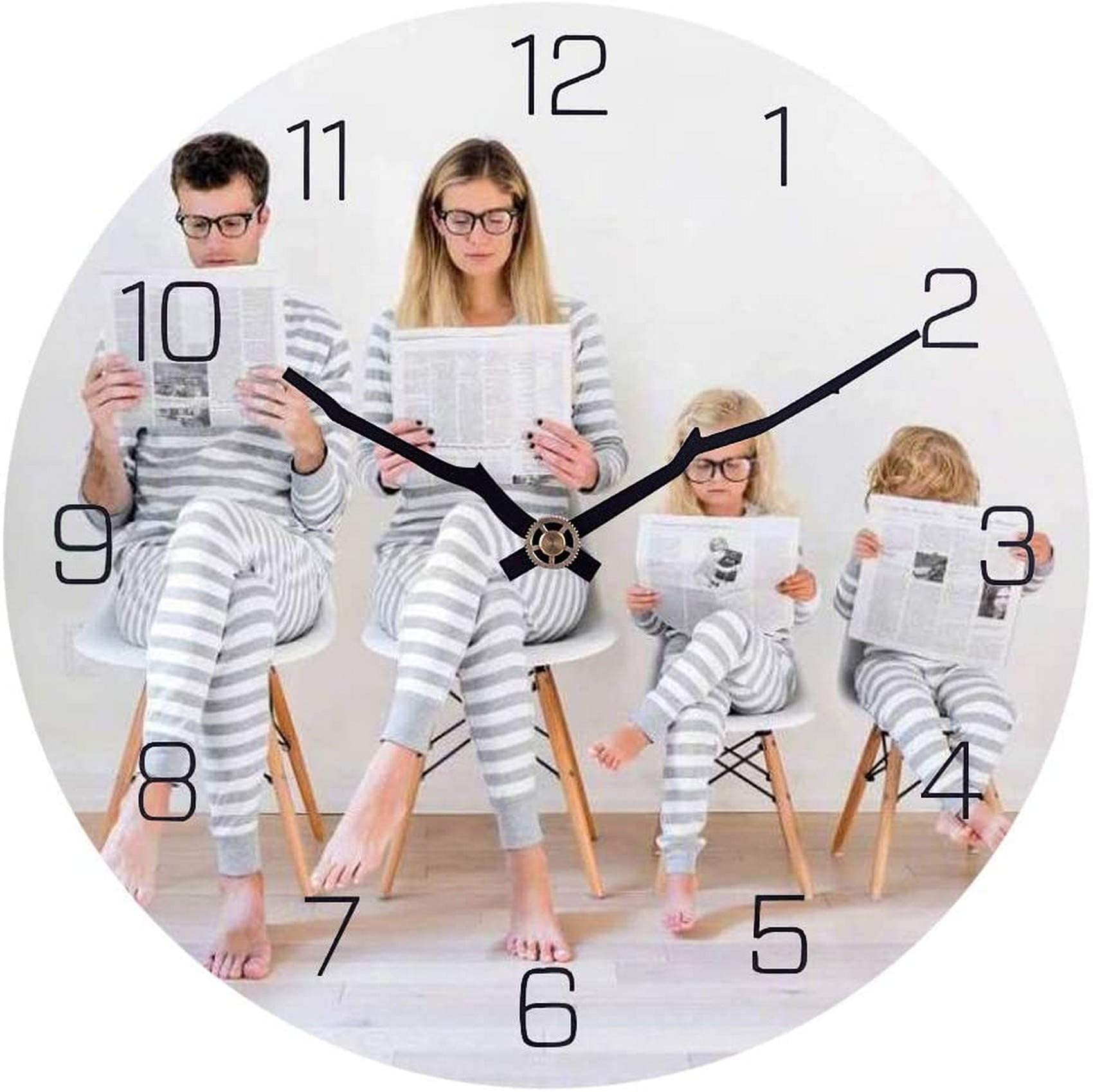 Horloge murale photo personnalisée silencieuse pour décorer la chambre de bébé avec douceur