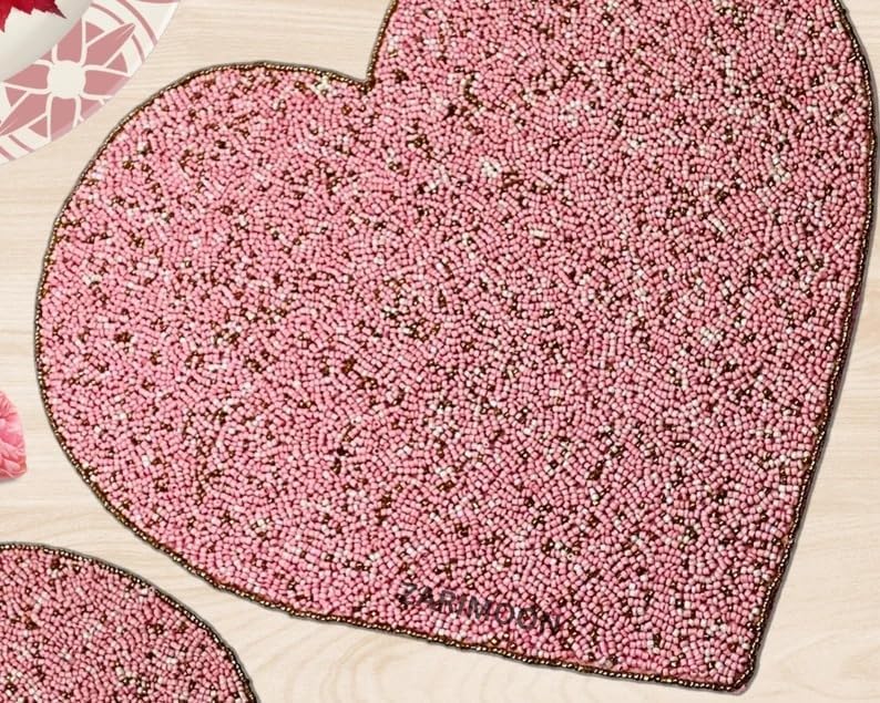 Set of 2/4/6 Valentine's Day Special Handmade Pink Beaded placemat, Charger, Heart Table mat, Centrepiece, Gift for her, ZARIMOON image 2