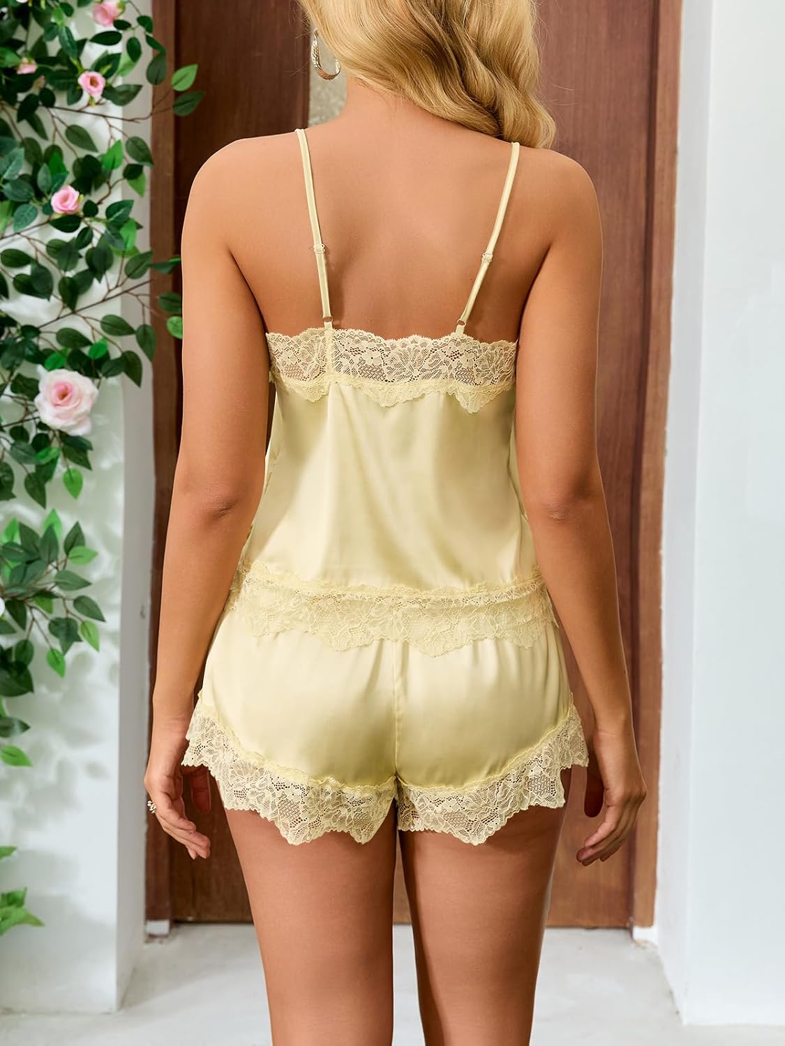 Kolagri Silk Pajamas Set for Women Sexy Lace Lingerie Bride Sleepwear image 3