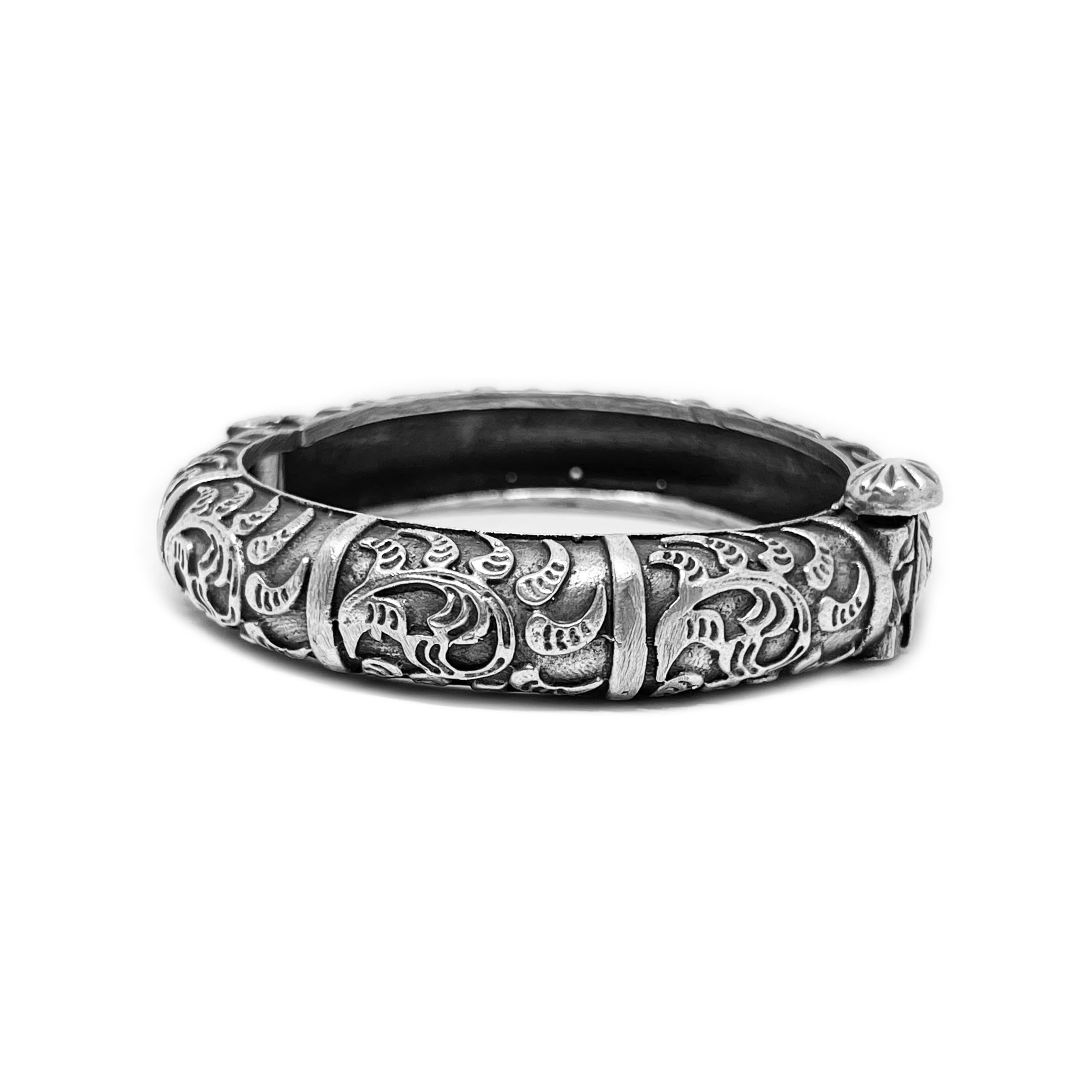 THE STYLE COURTYARD Womens Rajwadi Sahiba Openable Bracelet & Kada, Oxidised Hand-Cuff Tribal Bangle, Traditional And Antique Finish (Style A) (B0D6NCPC7Y) Amazon Price History, Amazon Price Tracker