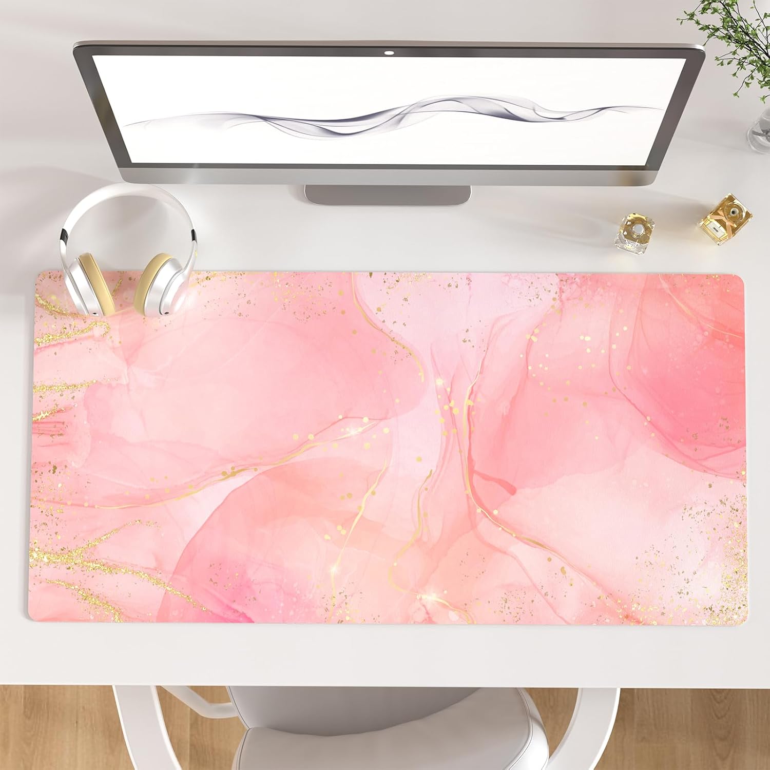 QIYI Large Mouse Pad, Extended Desk Mat for Desktop, PU Leather Waterproof Gaming Mousepad, Computer Desk Accessories Protector Writing Pads for School Office Home 31.5" x 15.7" - Line Art Flowers