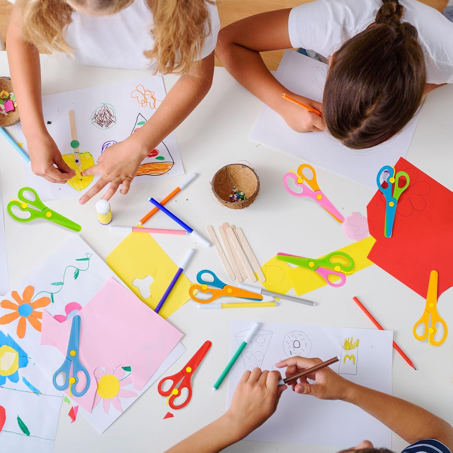 18PCS Tijeras Manualidades para Niños, Tijeras Entrenamiento Preescolar, DiseñO de Arte DIY, Diseño Antipellizcos, Desarrollo de la Coordinación Ojo-Mano