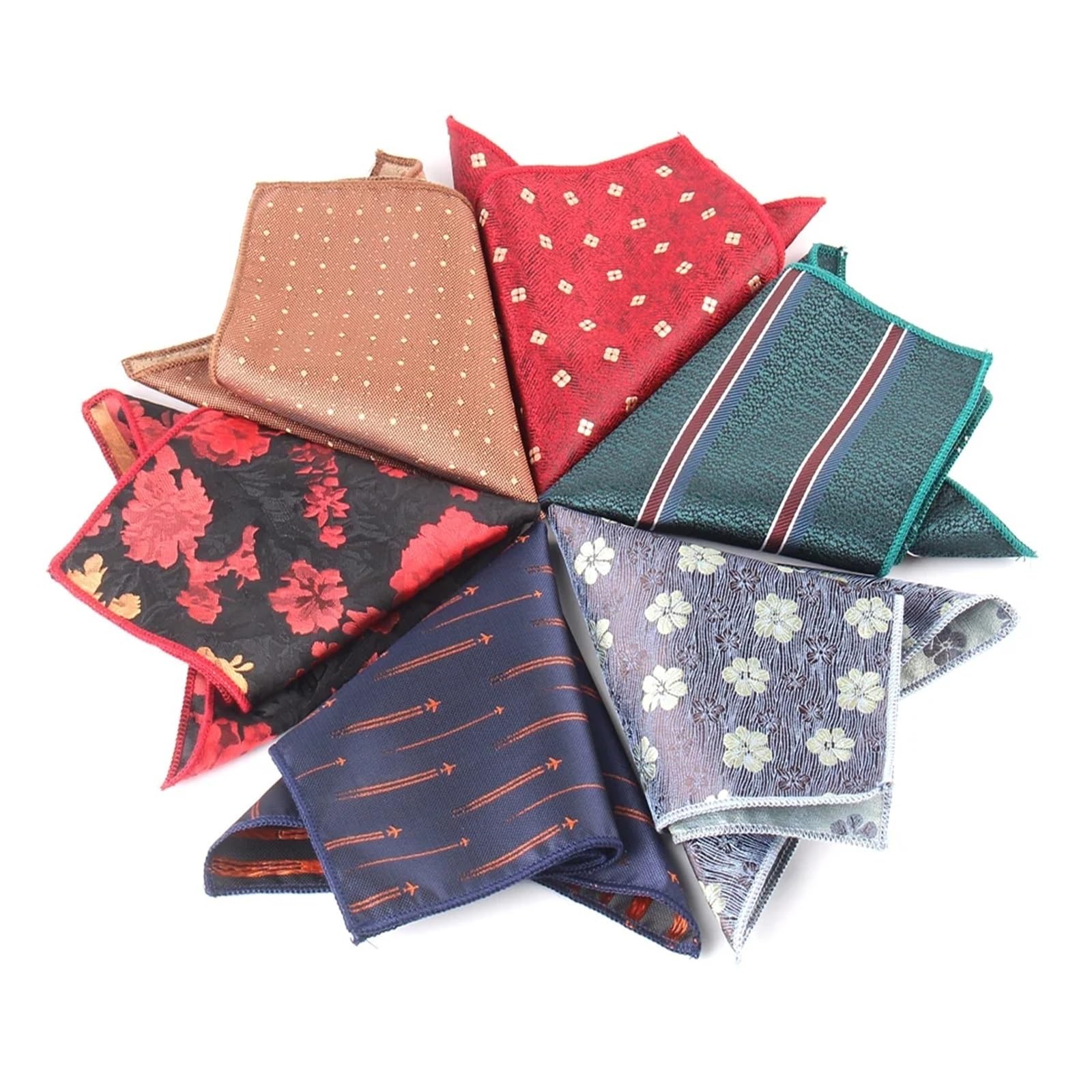 Serviette de poche rayée pour éviter un costume trop terne