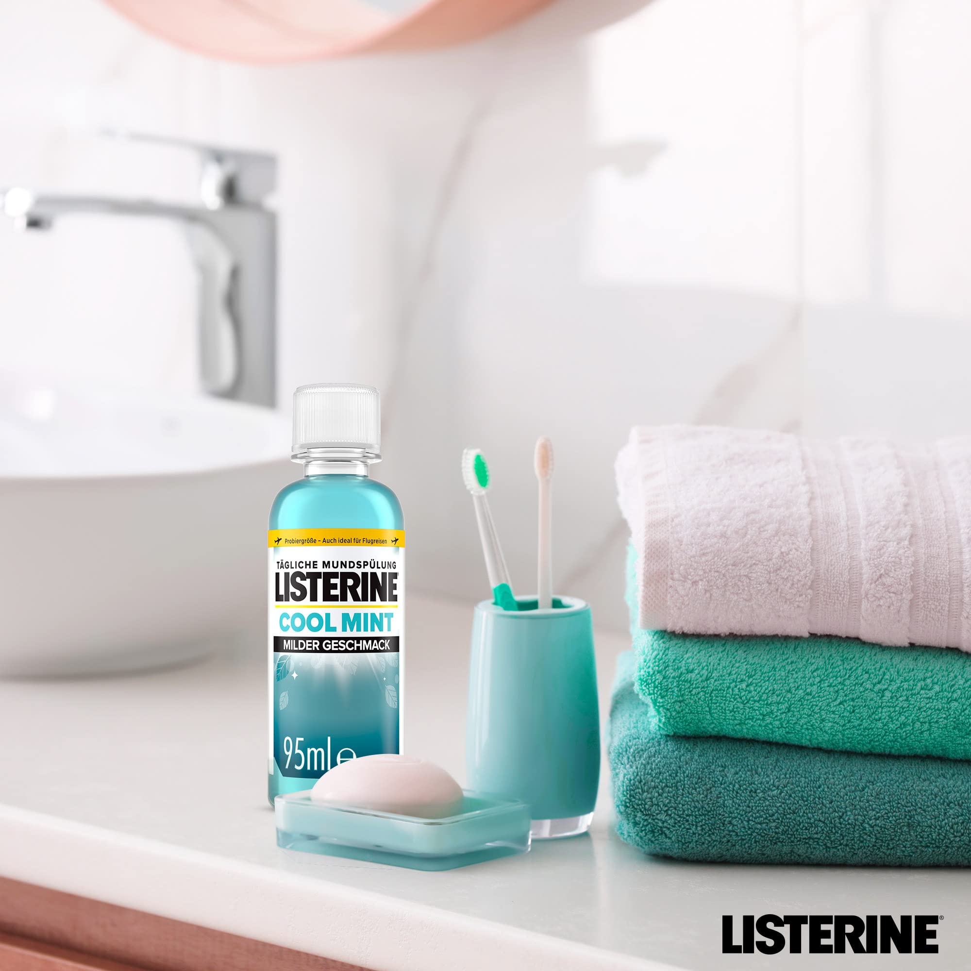 Listerine Cool Mint milder Geschmack 24x95 ml antibakterielle Mundspülung ohne Alkohol mit ätherischen Ölen, für ein langanhaltendes Frischegefühl
