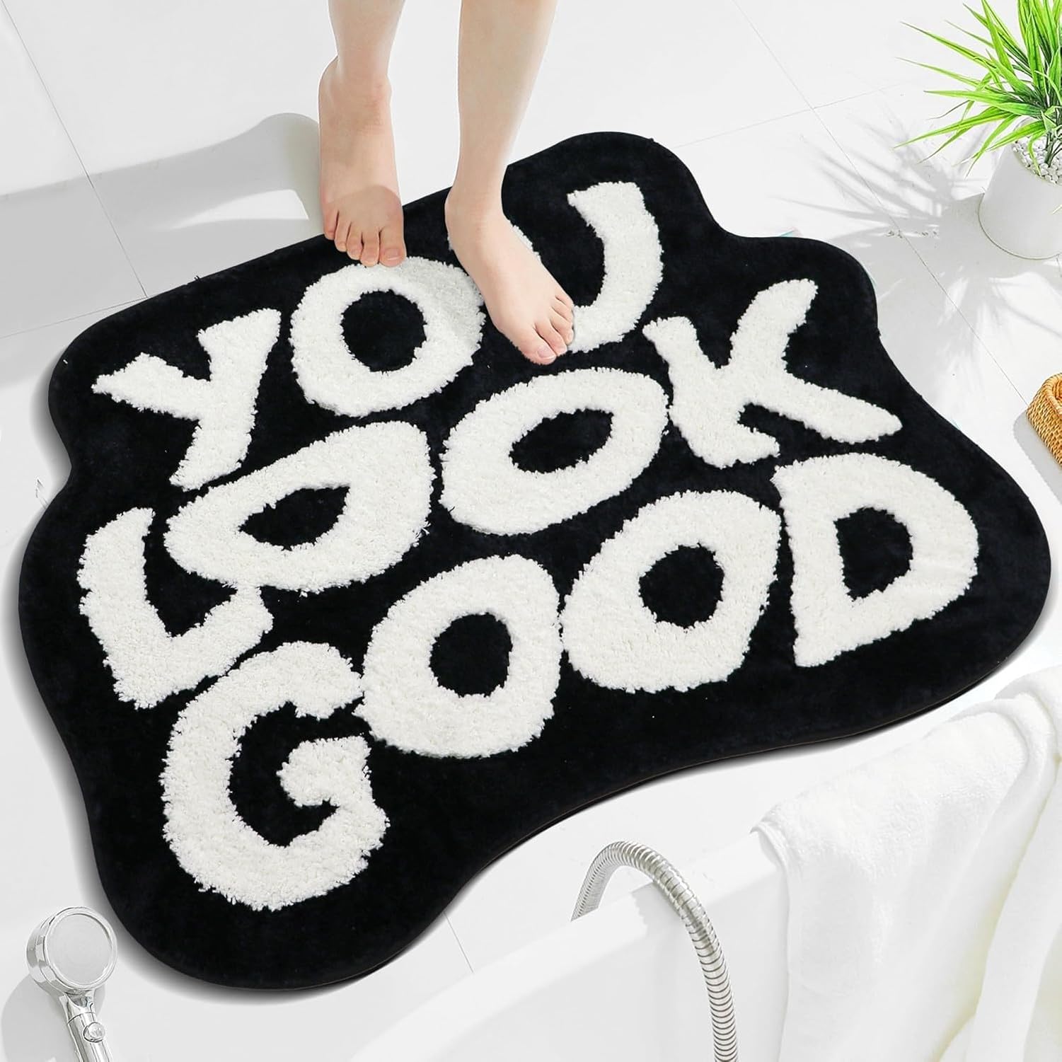 GIOFEOIK Funny Bathroom Carpet for Toilet Bath Tub Durable Doormat Runner for Shower Bedroom Apartment Home Floor Mat 20x60 Inches Unique Rectangular Decor, Black-, 69x91 cm (Rectangular)