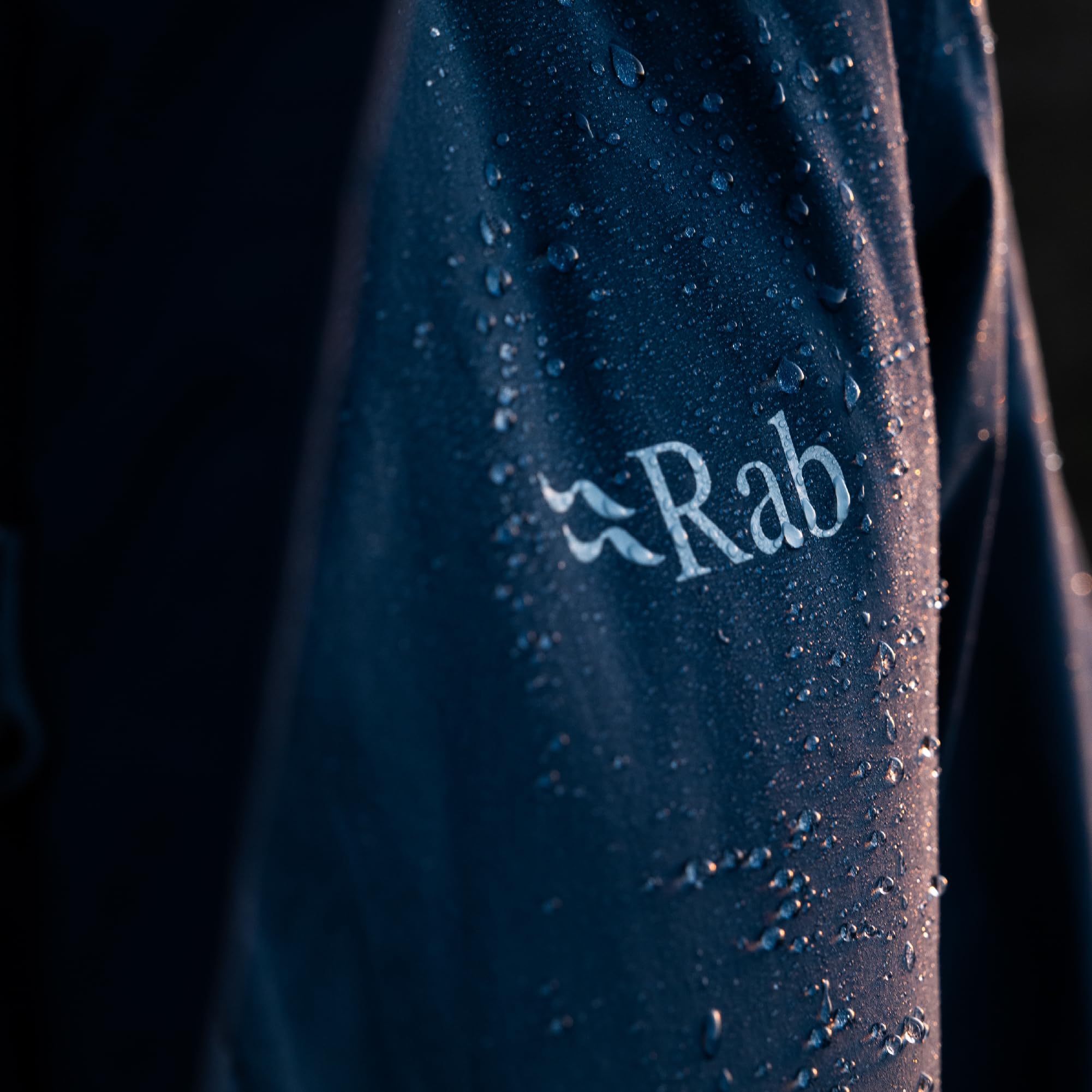 Rab Chaqueta Firewall Mountain para hombre, ligera, impermeable, con capucha, para escalada y senderismo