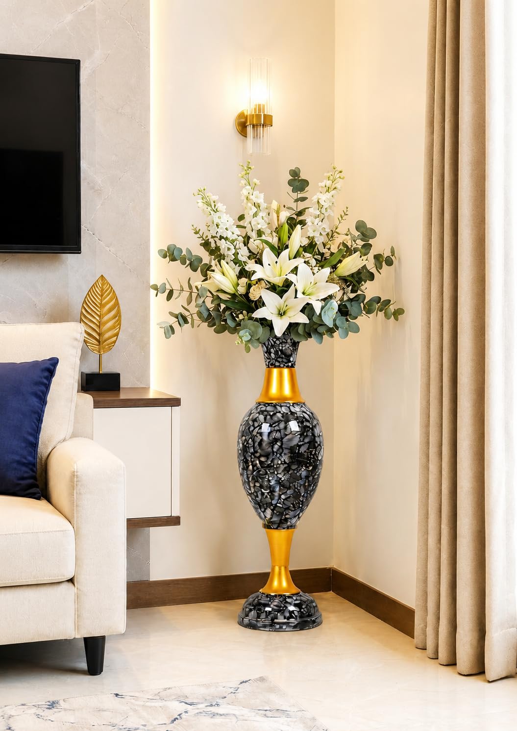 Black & Gold Iron Flower Vase - Elegant Home Decor -4 Black & Gold Iron Flower Vase - Elegant Home Decor -4