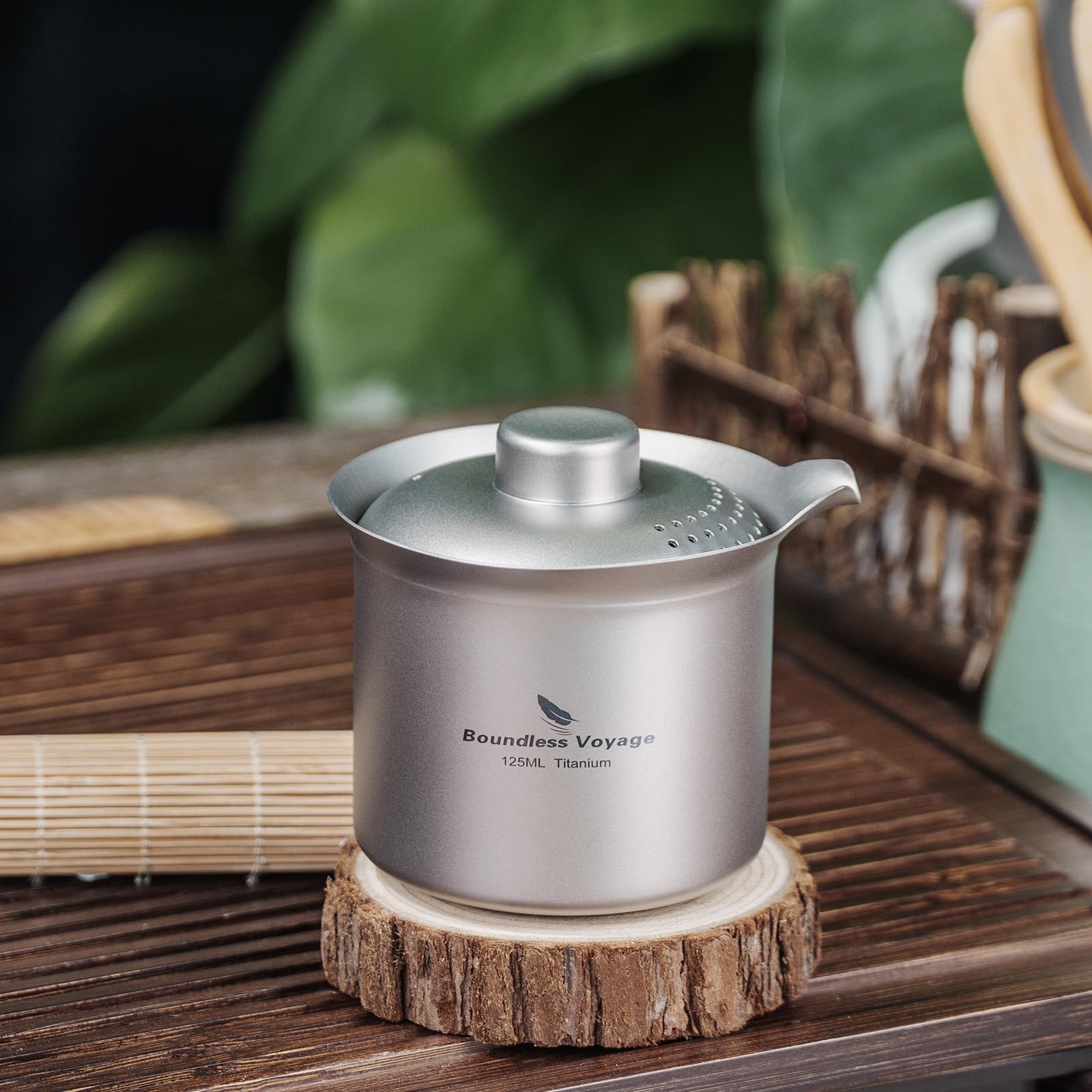 Boundless Voyage Tasse à thé double couche en titane pour l'extérieur, le camping, la randonnée, le pique-nique, les voyages (Ti3145D-125 ml)