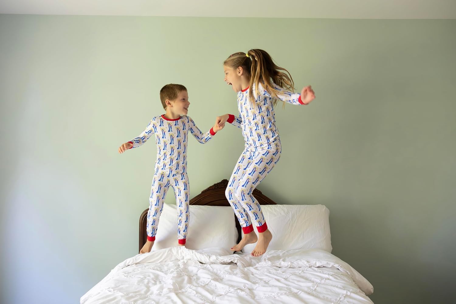 Mary and baby Jesus long sleeve pajama set