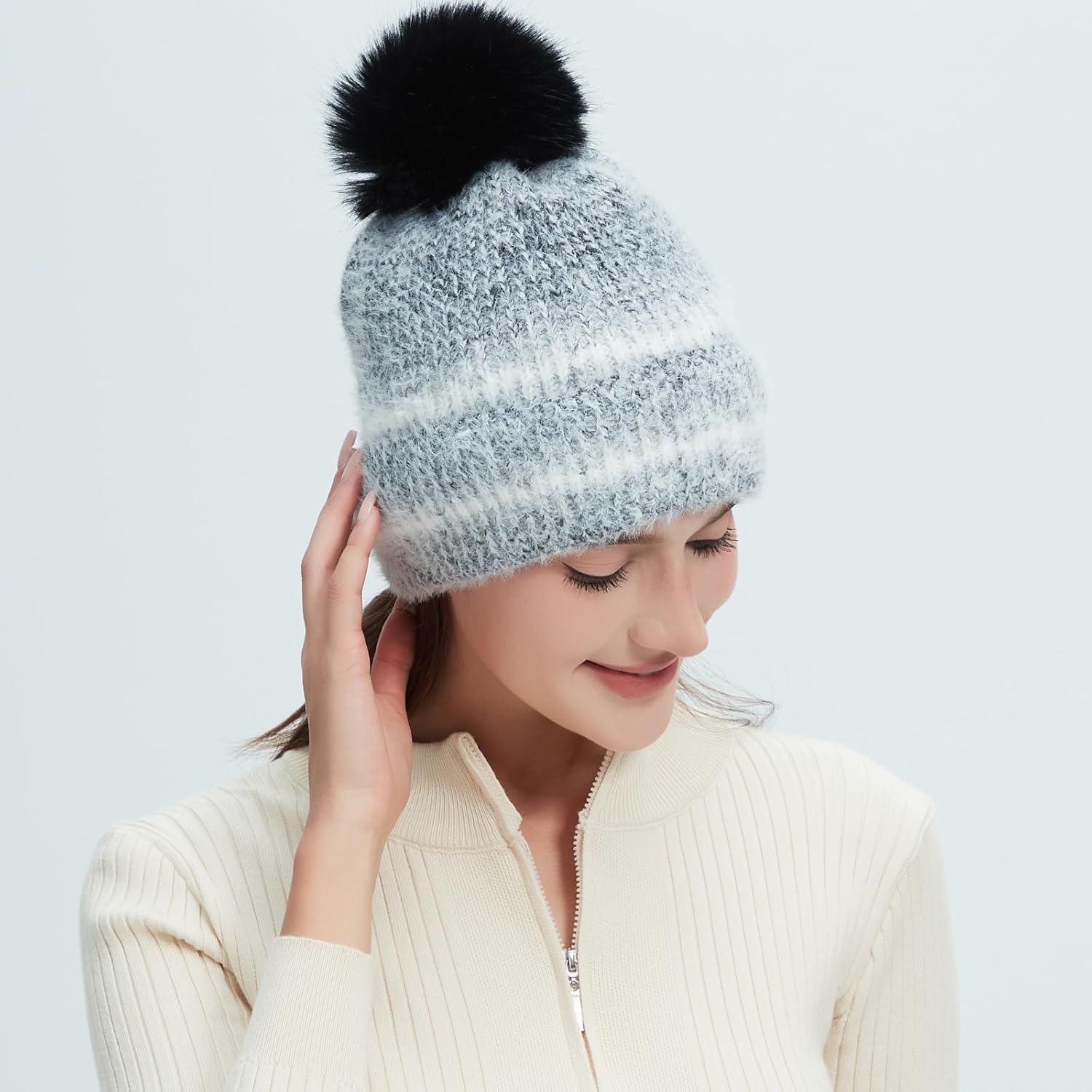 Women‘s Slouchy Knitted Beanie with Pom - Fleece Lined, Ribbed Cap with Stripes - Image 3