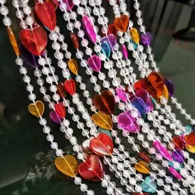 Cortina com contas de acrílico para pendurar em formato de coração com contas de porta com borla, divisória de quarto, decoração de tela para porta, janela, sala de estar, casamento (043 coração