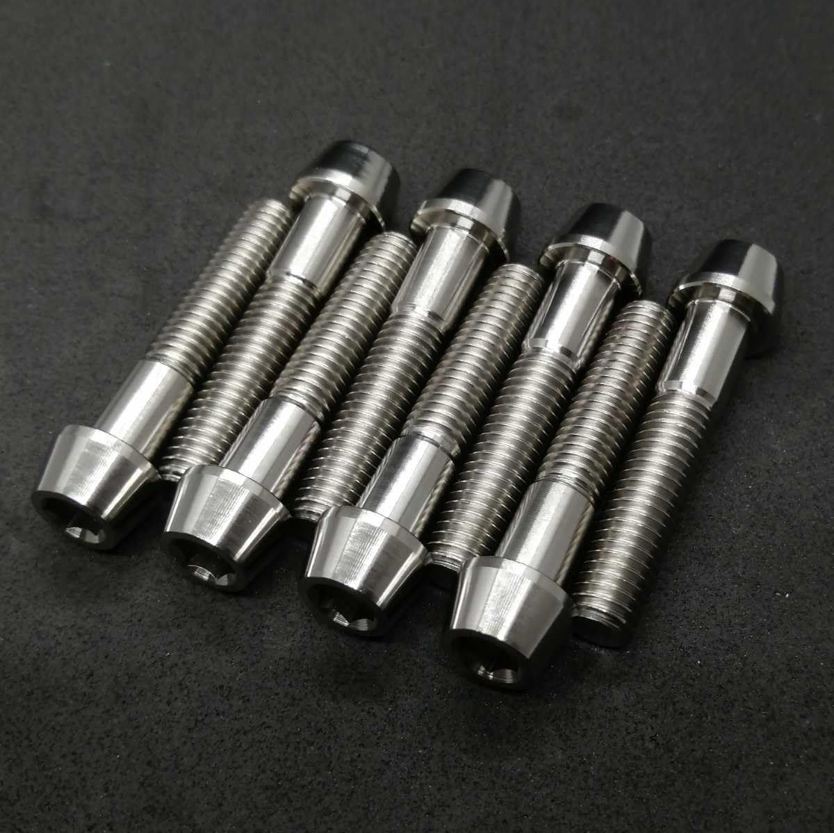 プロボルト チタン キャリパーボルト M8×40 btn-m8-40-ds0815-blk.jpg