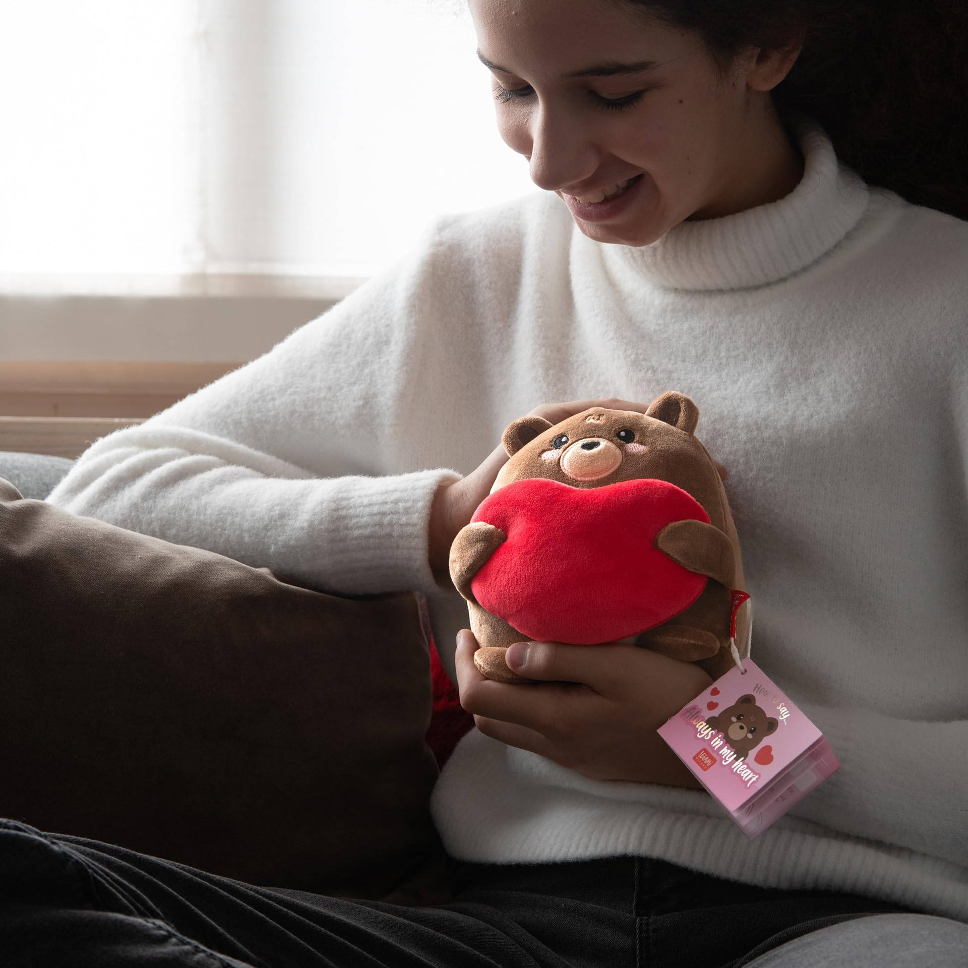 Legami - Peluche Plush Super Soft!, Tema Teddy Bear, Formato Mini, con Carta d'Identità personalizzabile, Sta in Piedi da Solo, 14x15x12 cm - 4