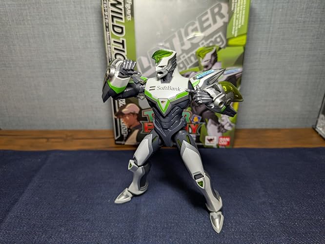 Amazon | TAMASHII NATIONS S.H.フィギュアーツ ワイルドタイガー