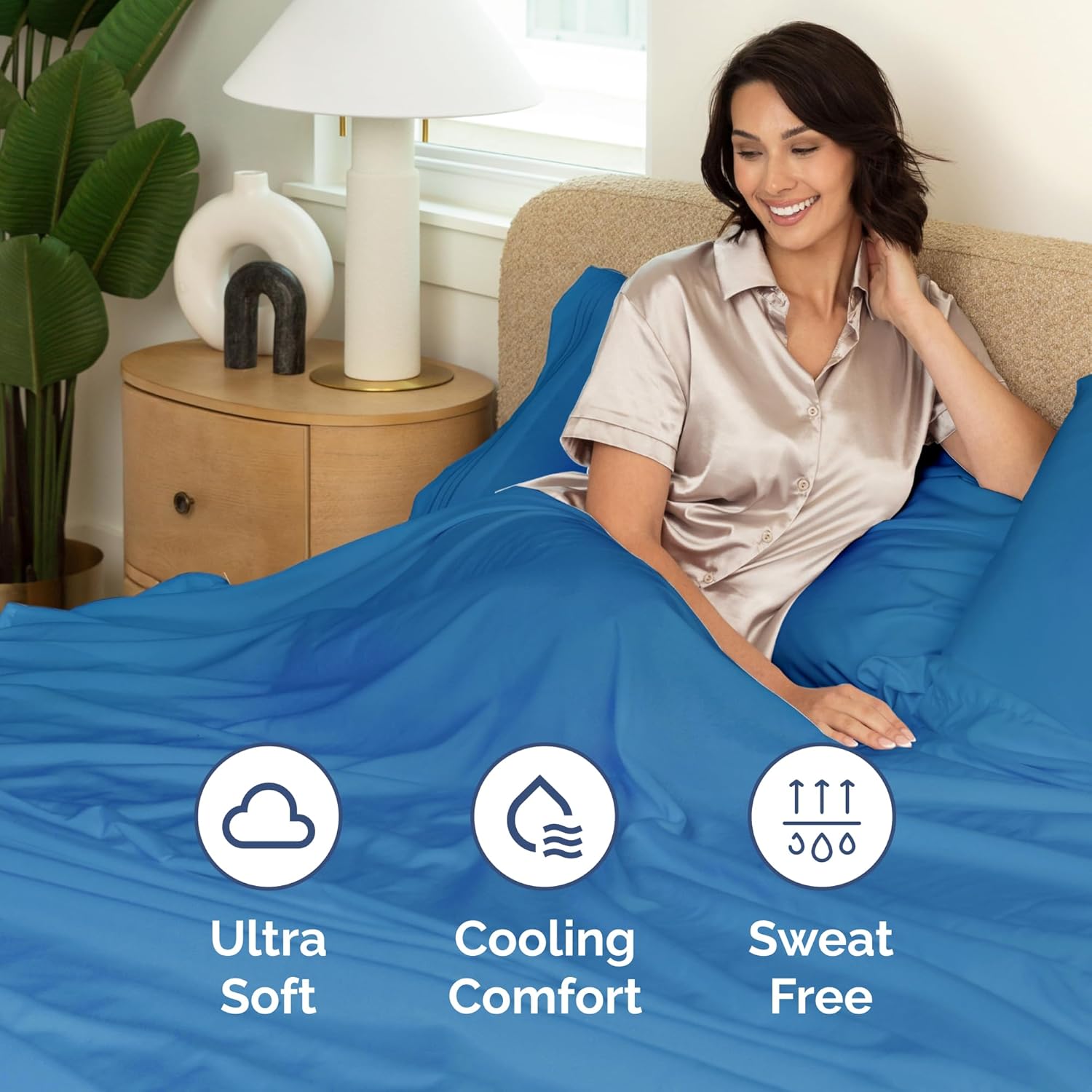 Cal King Size Flat Bed Sheet + 2 Pillowcases Bundle - Hotel Luxury Single Flat Bottom Sheet Only - Fits Mattresses with Deep Pockets between 8 to 16 inches - Breathable and Wrinkle Free - Royal Blue